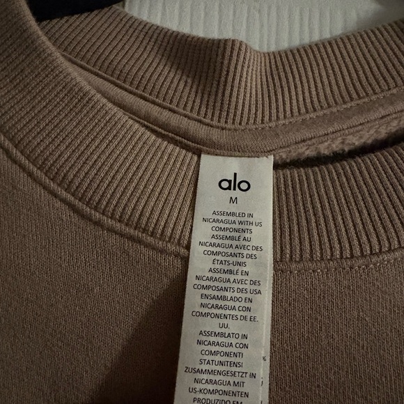 Alo size medium sweatshirt - Picture 3 of 4